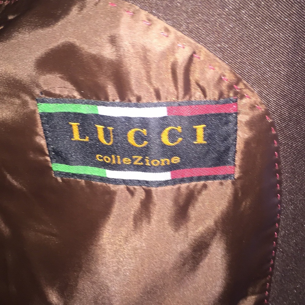 Suit - Picture 2 of 5